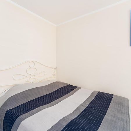 Port Kolobrzeg Cicha Street By Jantar Apartamenty Kołobrzeg Exteriör bild