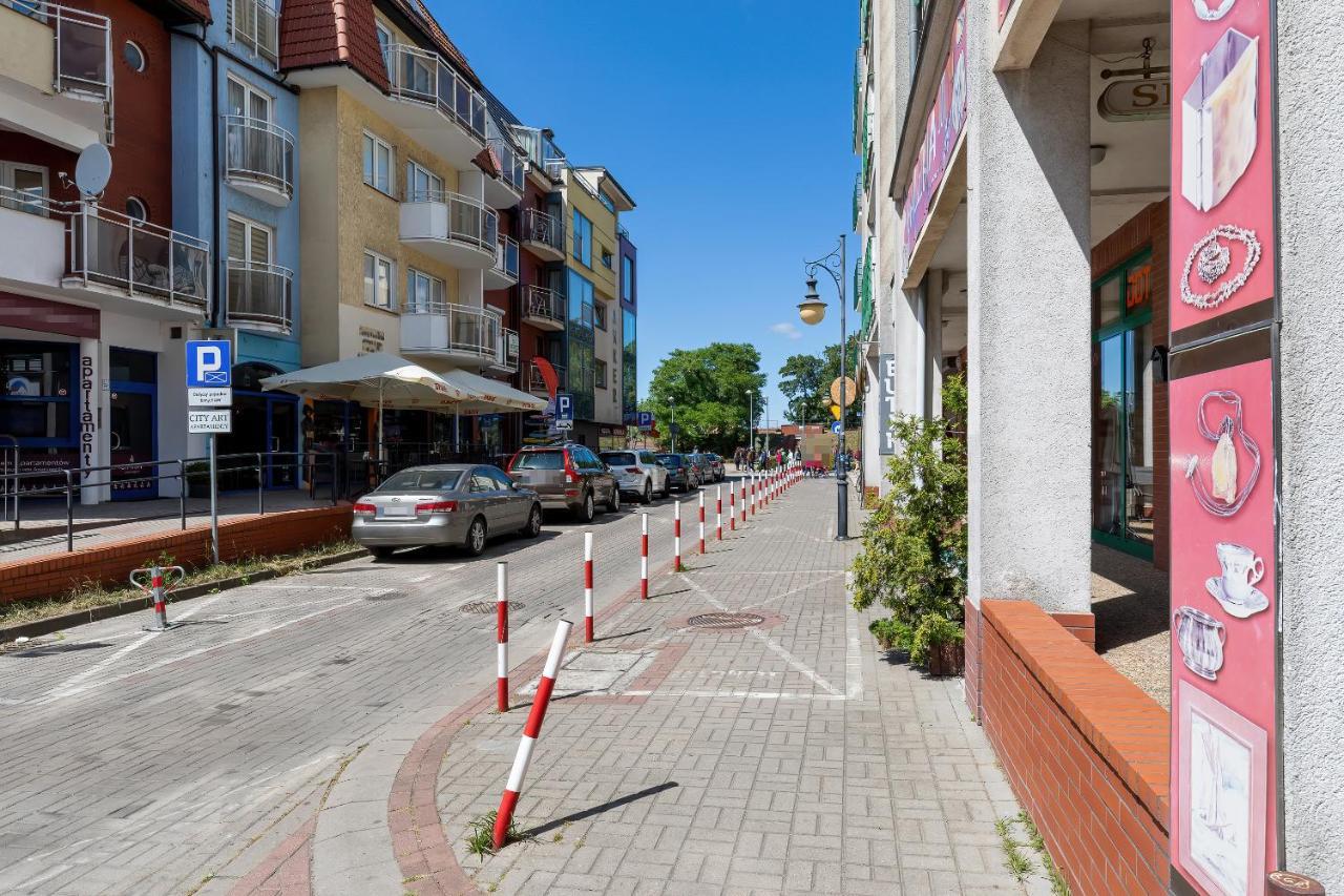 Port Kolobrzeg Cicha Street By Jantar Apartamenty Kołobrzeg Exteriör bild