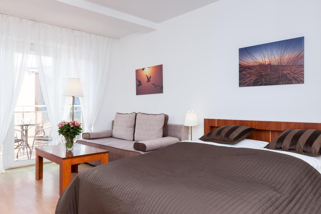 Port Kolobrzeg Cicha Street By Jantar Apartamenty Kołobrzeg Exteriör bild