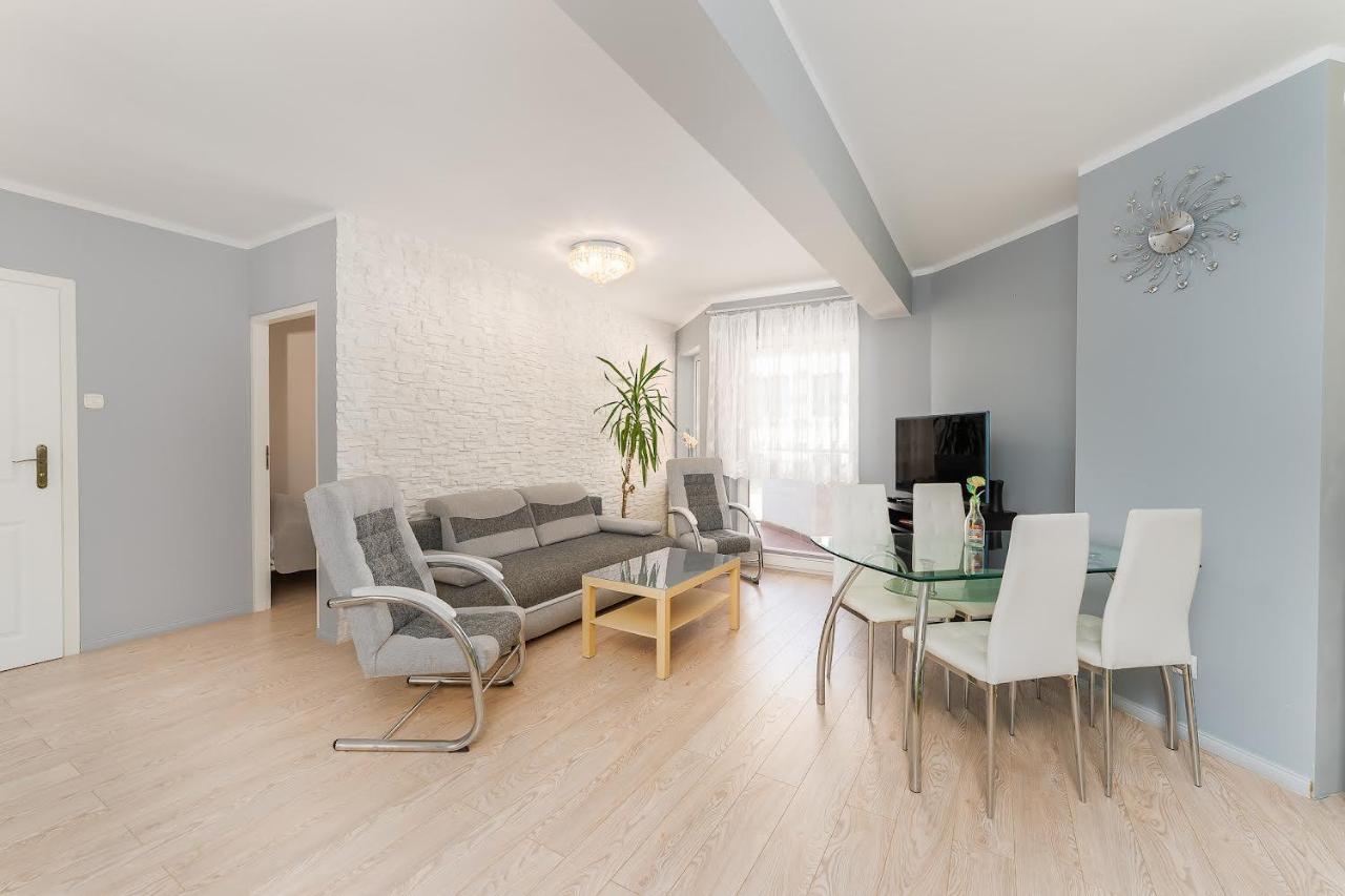 Port Kolobrzeg Cicha Street By Jantar Apartamenty Kołobrzeg Exteriör bild
